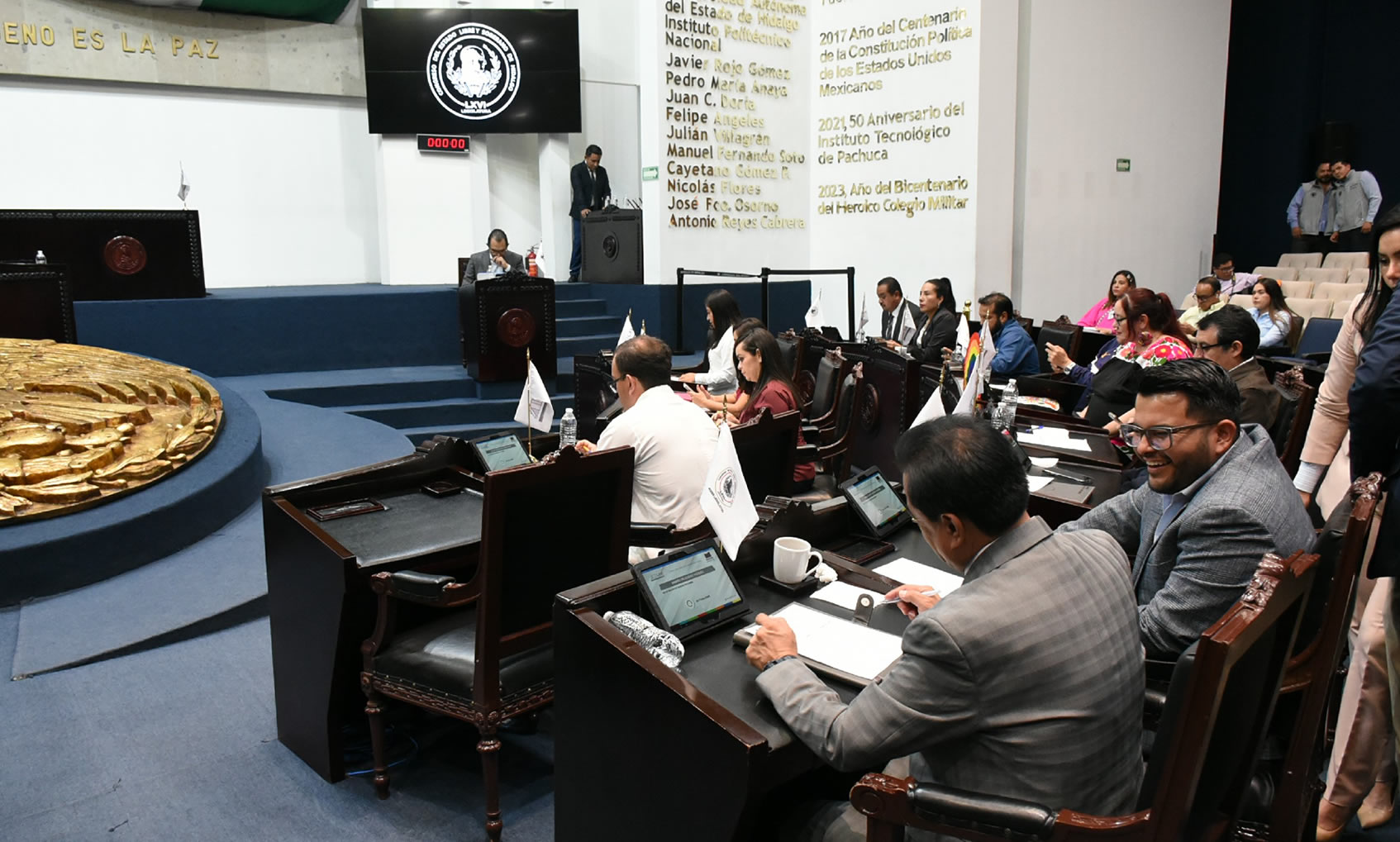 imagen que te permite ver a los Diputados en Sesión