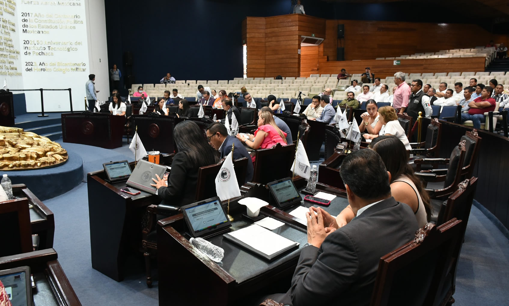 imagen que te permite ver a los Diputados en Sesión